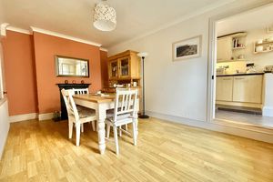Dining Room- click for photo gallery